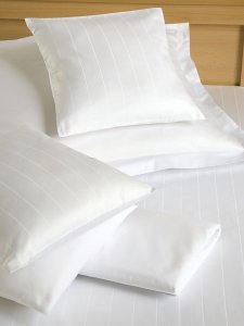Povlak na polštář atlas grádl Polycotton bílý pruh